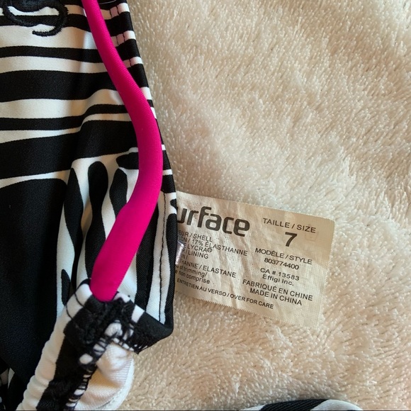 Surface size 7 bikini 👙 - Picture 3 of 7